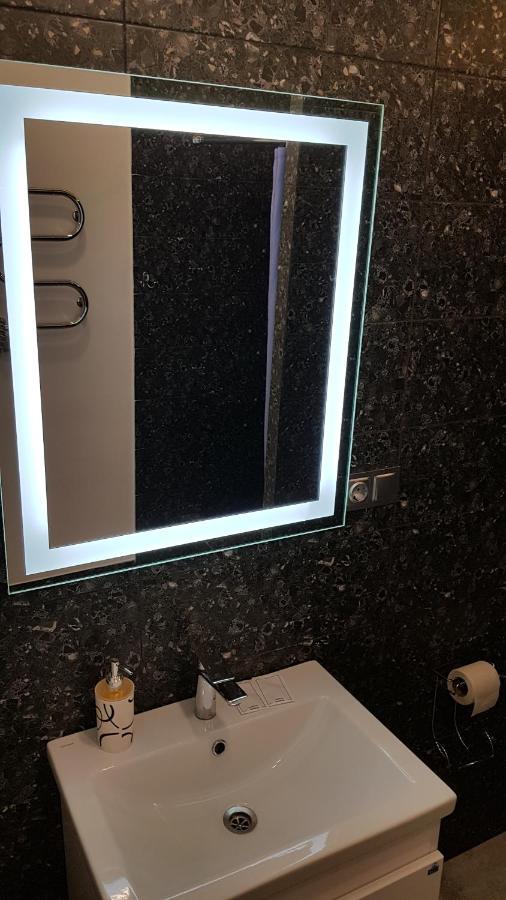 New Luxury Studio Apartment Ivano-Frankivszk Kültér fotó
