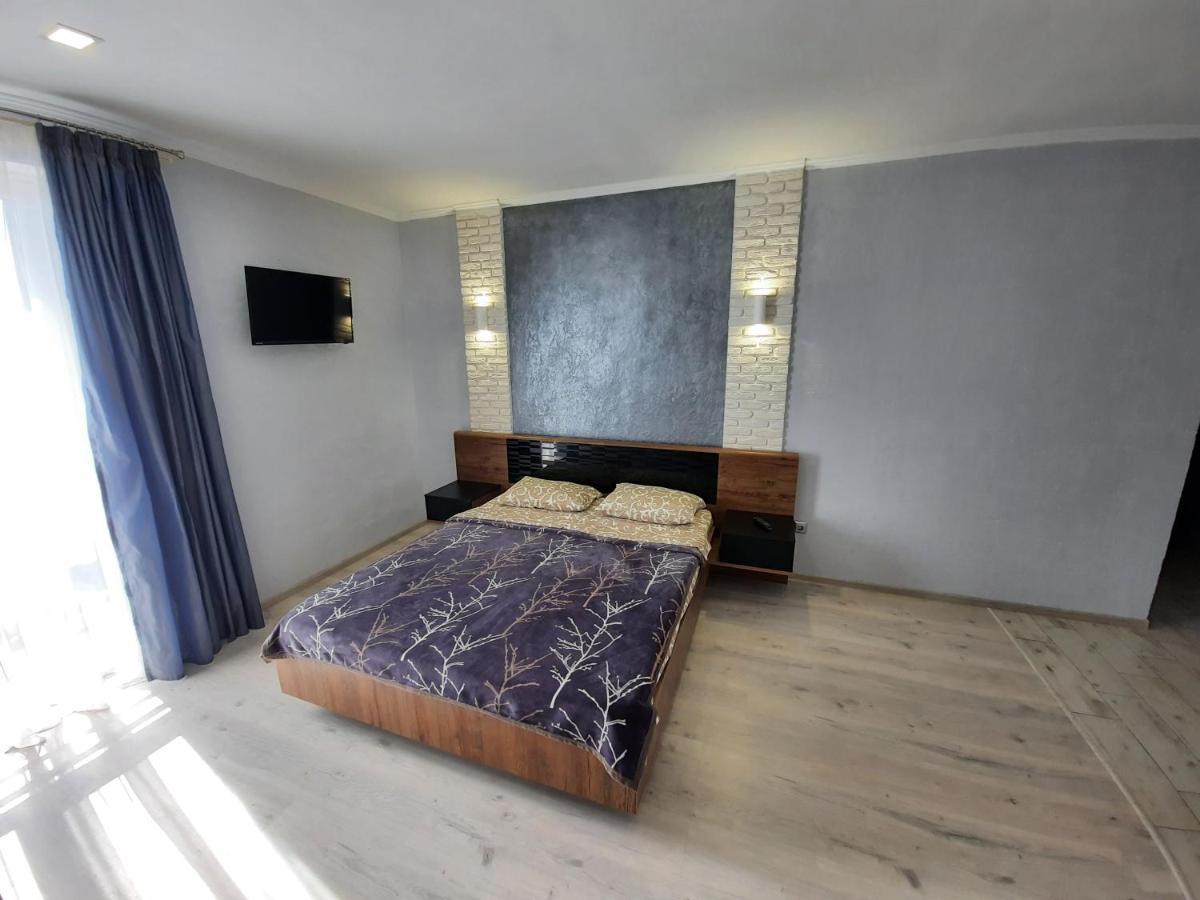 New Luxury Studio Apartment Ivano-Frankivszk Kültér fotó
